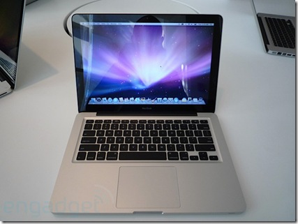 apple-new-macbook-hands-on-top apple-new-macbook-hands-on-top